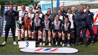 Equipe féminine de Foot à 8 médaillée de bronze