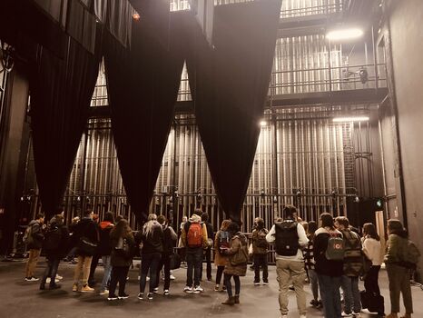 Photo des étudiants des master HVCI et ISOH au sein du Phénix