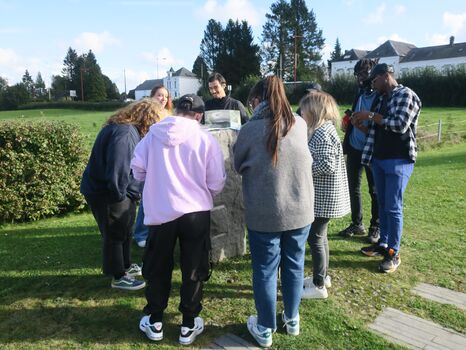 Les étudiants du master Études curatoriales au MusVerre