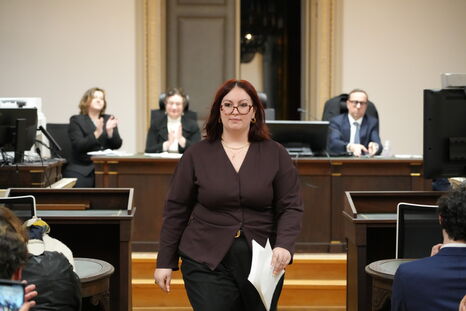 L'un des candidats en pleine plaidoirie