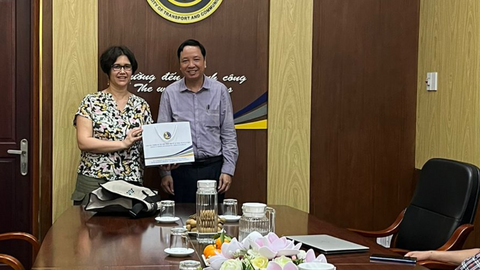 Visite délégation IUT de Valenciennes - Université du transport et des communications | Hô Chi Minh-Ville