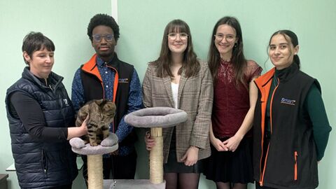Des L3 en Ingénierie Mécanique réalisent et font don d'un arbre à chat