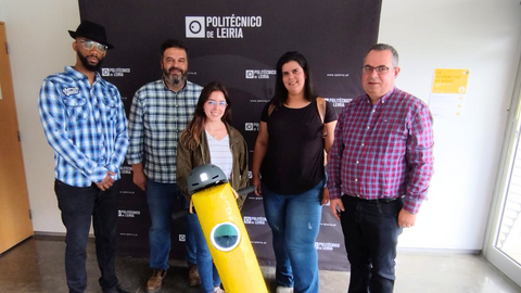 Emmanuel  Moreira et Mourad Sayem, en 2ème année de BUT Génie Industriel et Maintenance (GIM) à Valenciennes, ont participé avec 5 étudiants de Leiria à un concours centré sur la micro mobilité (trottinette, vélo électrique...)