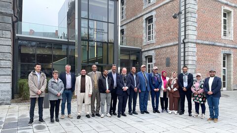 Délégation de la ville de Ouarzazate devant la présidence de l'UPHF